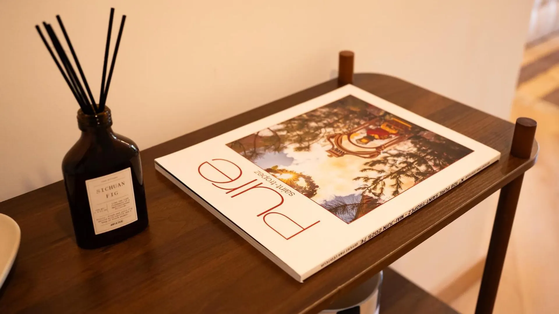 아파트 Charmant Appartement Proche Mer 카발레르쉬르메르